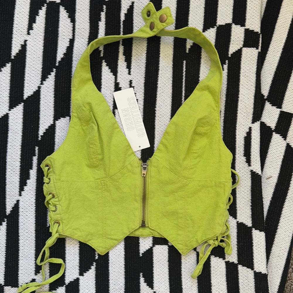 Urban outfitters cropped halter top size small
